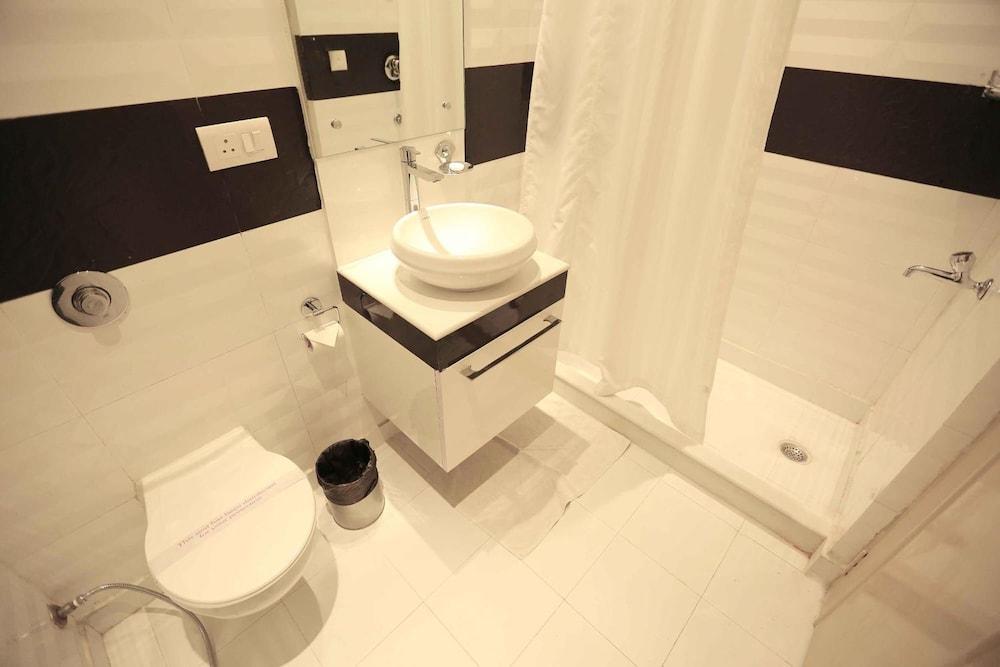 Hotel Shanti Palace West Patel Nagar New Delhi Bagian luar foto
