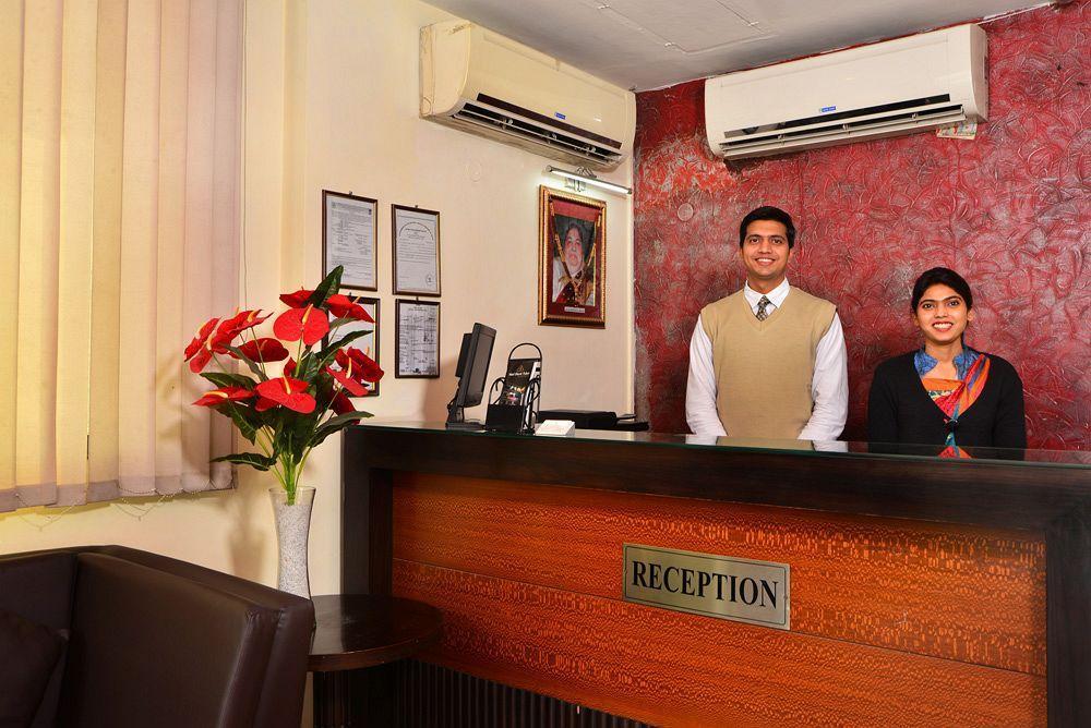 Hotel Shanti Palace West Patel Nagar New Delhi Bagian luar foto