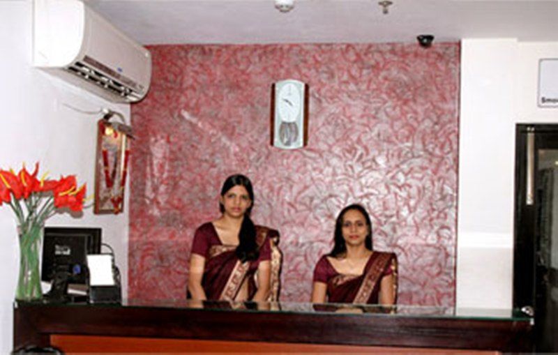 Hotel Shanti Palace West Patel Nagar New Delhi Bagian luar foto