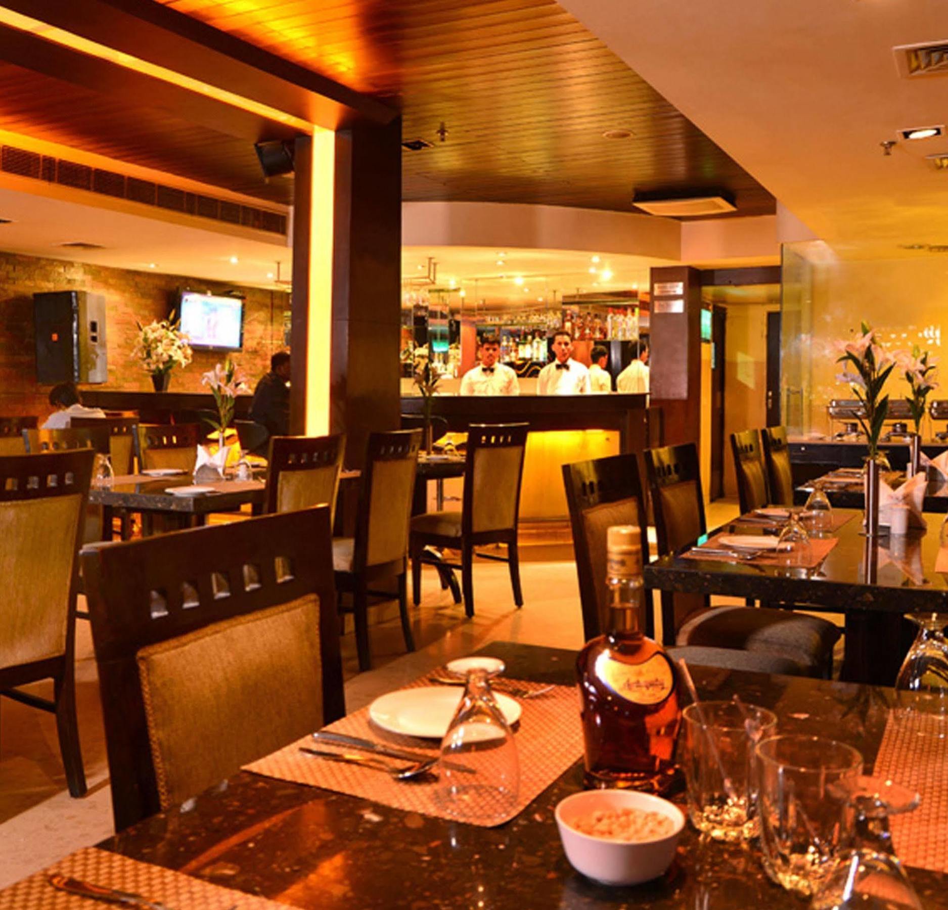Hotel Shanti Palace West Patel Nagar New Delhi Bagian luar foto