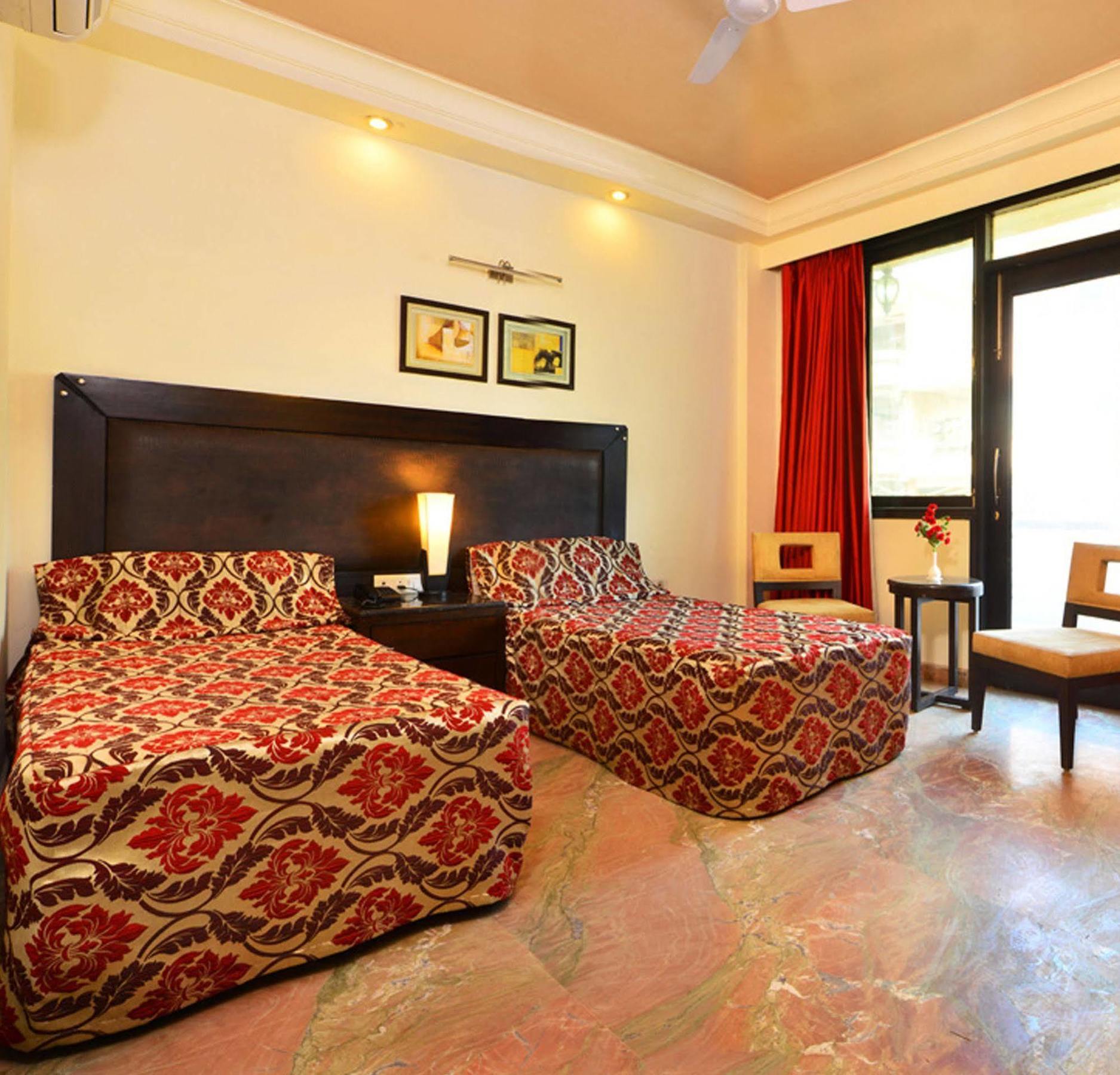 Hotel Shanti Palace West Patel Nagar New Delhi Bagian luar foto